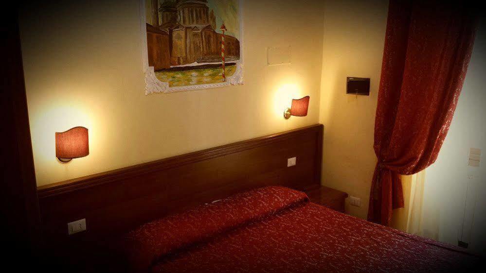 B&B Rudy Center Roma Ngoại thất bức ảnh